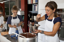 Charger l'image dans la galerie, ATELIER CHOCOLAT DU SAMEDI 7 FEVRIER 2026 Prix 170.- (Réservation CHF 40.-)