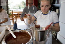 Charger l'image dans la galerie, ATELIER CHOCOLAT DU SAMEDI 7 FEVRIER 2026 Prix 170.- (Réservation CHF 40.-)